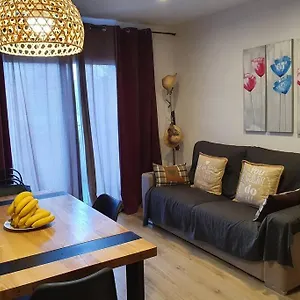 Bonito Piso Frente A La Playa Con Parking Privado. , Ampuriabrava España